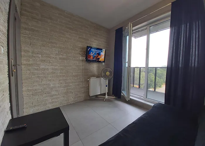 Alloggio in famiglia 1130 Wojciechowskiego 6a - Tanie W Apartamencie - Samodzielne Zameldowanie *